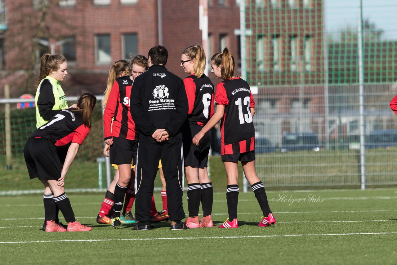 Bild 365 - B-Juniorinnen SG Weststeinburg/Bei - SV Fisia 03 : Ergebnis: 1:2